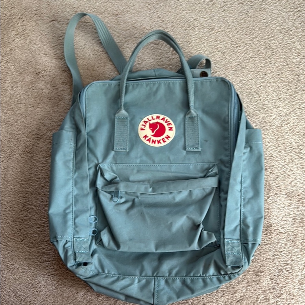 Fjallraven Kånken Gray Backpack